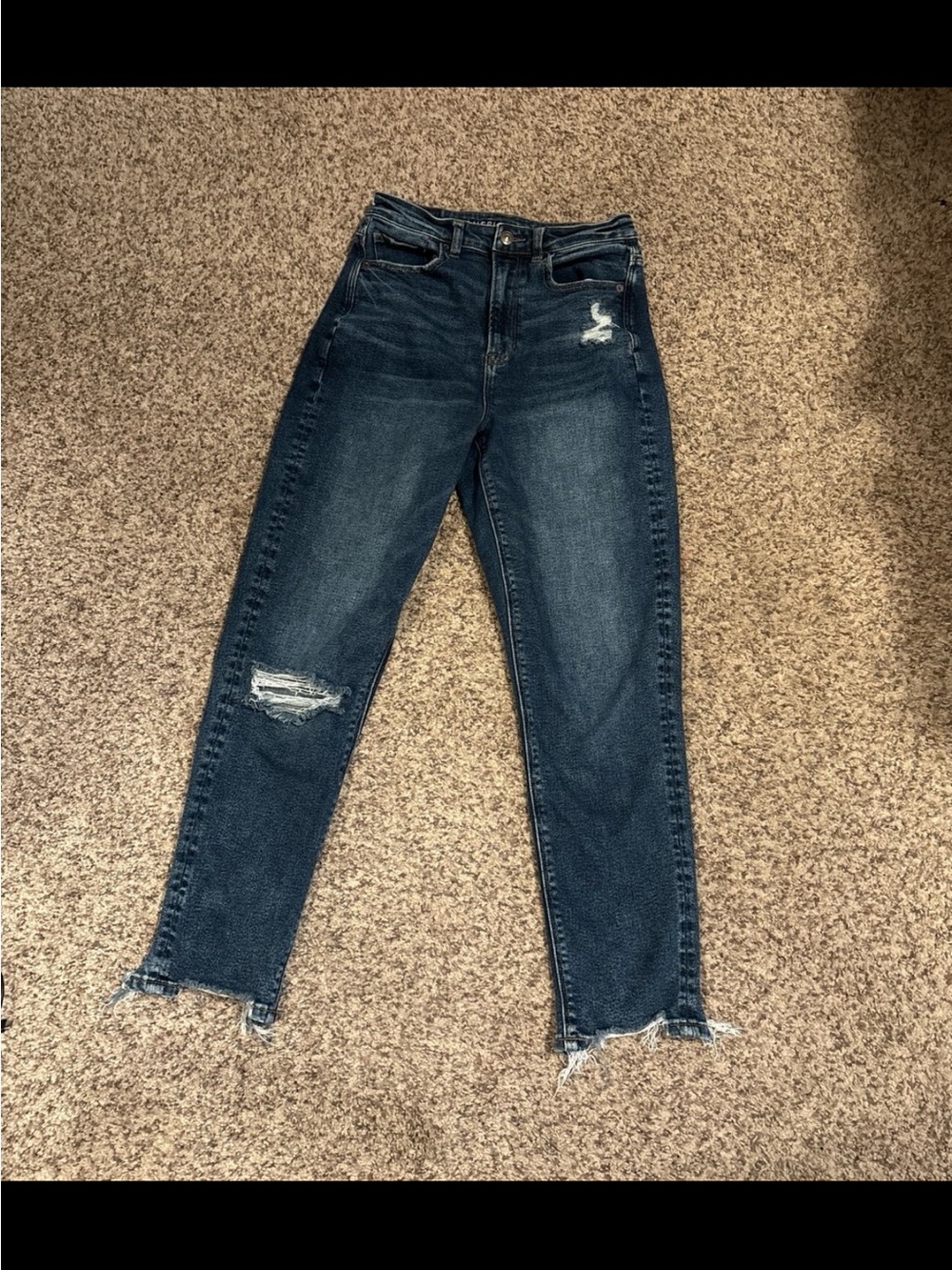 American Eagle High Rise Mom Jeans